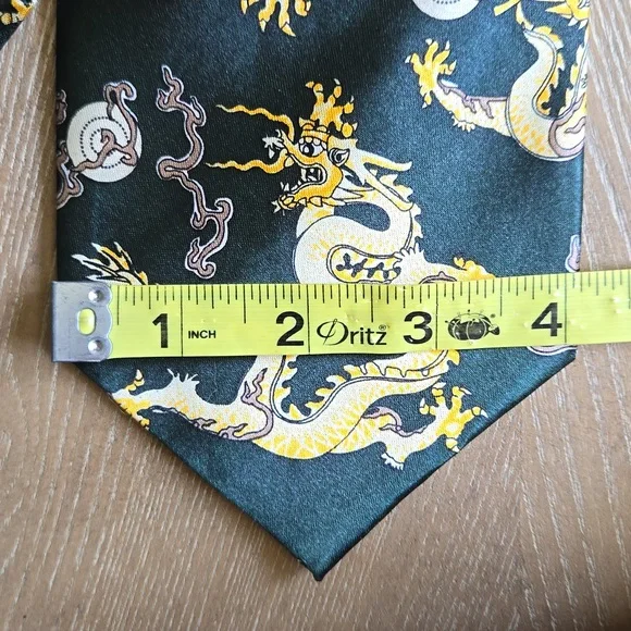 Chinese Dragon necktie - Picture 10 of 10